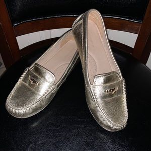 Gold 5 1/2 shoes